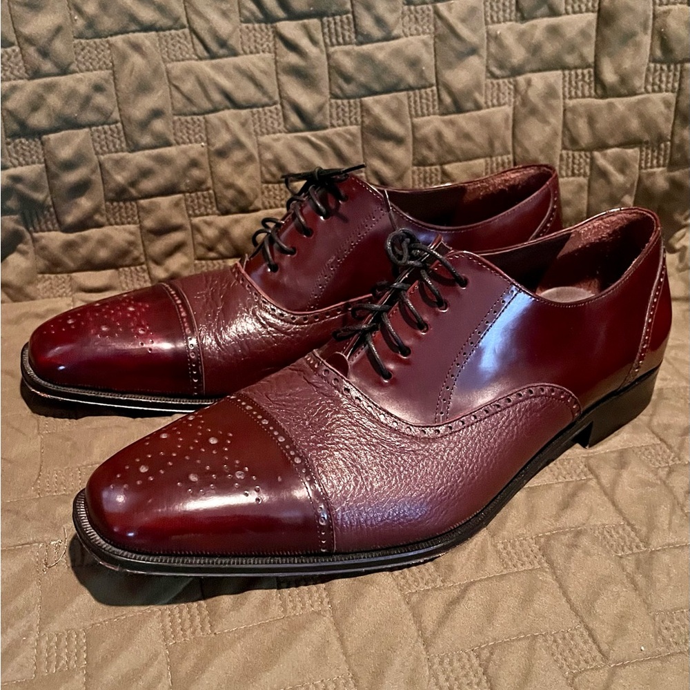 Mezlan burgundy leather oxford shoes cap toe handmade in Spain